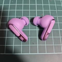大魔法使い様専用　JBL jbl live beam 3　イヤホン単品のサムネイル
