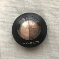 M・A・C ミネラライズ アイシャドウ ブロンズアセッツのサムネイル