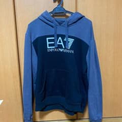 エンポリオアルマーニパーカー　正規品です。のサムネイル