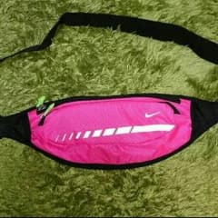 みるぷ様専用 ナイキ ウエストポーチのサムネイル