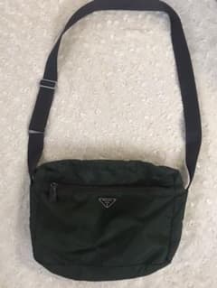 PRADA★ショルダーバッグ★カーキのサムネイル