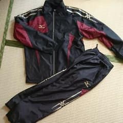 ミズノウインドブレーカーのサムネイル