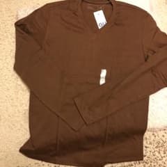 メンズVネック長袖Tシャツのサムネイル