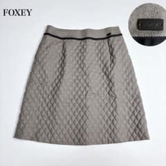 フォクシースカート ウール100%ダイアゴナルキルティングスカート 未使用級♡フォクシー ダイアゴナル キルティングスカート 近年 ロゴ