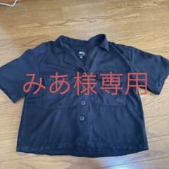 【みあ様専用】Stussy ステューシー　ショート丈半袖シャツのサムネイル