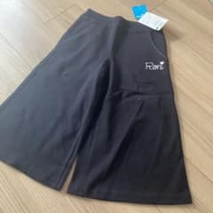 新品タグつき ロニ ガウチョパンツ 黒 127～137センチのサムネイル