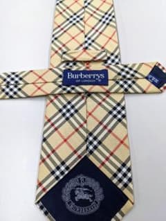 【超美品】ネクタイ BURBERRY（ノバチェック＊ベージュベース）のサムネイル