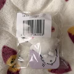 ちいかわだらけくじ E賞 全身ぬいぐるみバッジ (イヤッ)