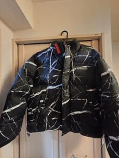 マークアンドロナ ダウン 新品 大理石柄 Code - メルカリ