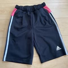 adidas ハーフパンツ　130のサムネイル