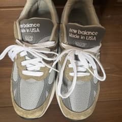 NEW balance 993のサムネイル