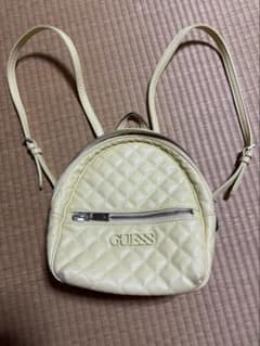 GUESS イエロー キルティングバックパックのサムネイル