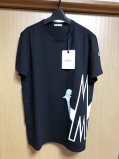 ☆新品　モンクレールビッグロゴTシャツのサムネイル