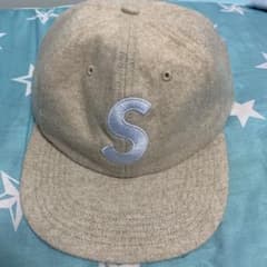 knoajgii 専用supreme Sロゴ キャップのサムネイル