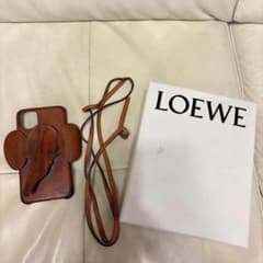 LOEWE iPhone11ケース エレファント ストラップ付き ブラウン LOEWE iPhone11ケース エレファント ストラップ付き ブラウン - メルカリ