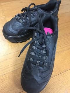 厚底スニーカー ブラック ＬＬ24.5〜25.0センチのサムネイル