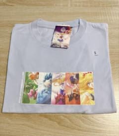 Brand new with tags Uniqlo UT Sailor Moon graphic t-shirt, size S