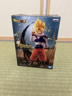 Dragon ball super legendとのコラボフィギュアのサムネイル
