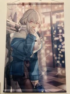 健屋花那　タペストリーのサムネイル