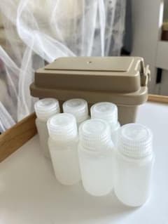 小分けボトル 60ml 6本セット 収納ケース付きのサムネイル