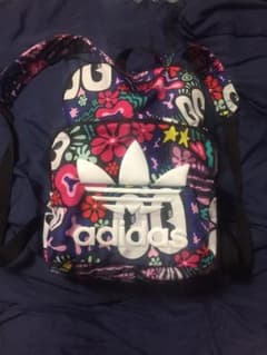 adidas リュック アディダス 派手かわ♡のサムネイル
