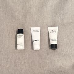 CHANEL LE BLANC 美白スキンケア サンプルセットのサムネイル
