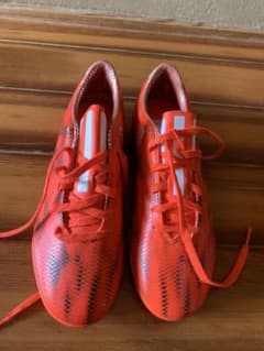 サッカーシューズ アディダス 25.5のサムネイル