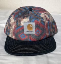 Carhartt(카하트)의 아즈텍(Aztec) 무늬 스냅 백 캡
