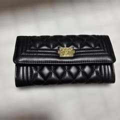美品】 CHANEL ブラック キルティング 長財布 - メルカリ