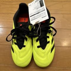 新品　adidas Predator サッカーシューズ ★ 20センチのサムネイル