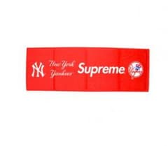 Supreme newyorkyankees towelのサムネイル