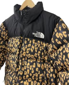 【新品】THE NORTH FACE ヌプシ　レオパード　ダウン　韓国限定のサムネイル