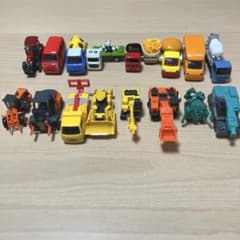 まとめ売り】トミカ 働く車 工事車両 16台 【バラ売り不可】 - メルカリ