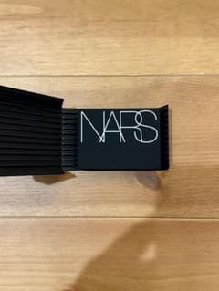 NARS ライトリフレクティング セッティングパウダー プレスト　3g