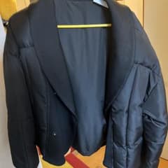 ブラック ダウンジャケット ショート丈 pattern torsoのサムネイル