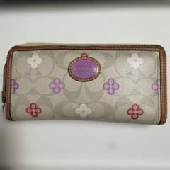 COACH 長財布 花柄のサムネイル
