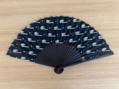 SKECHERS 扇子 ブラック ノベルティ非売品 - メルカリ