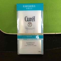 Curel コンパクトケースのサムネイル