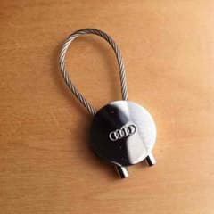 Audi キーホルダーのサムネイル