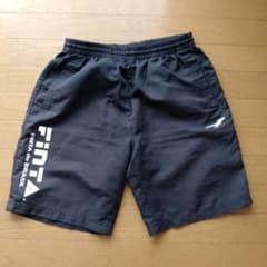 FINTA 黒 ハーフパンツのサムネイル