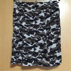 ミニスカートのサムネイル