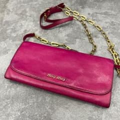 ✨miu miu✨ ミュウミュウ チェーンウォレット マドラス ピンク 