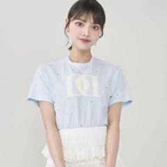 Darich キルティングアップリケビジューtシャツ - メルカリ