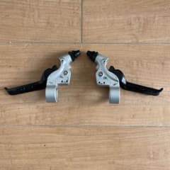 【純正】2019年式ブロンプトン　ブレーキレバーのサムネイル