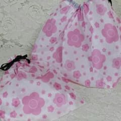 ✴sachi✴様専用♪マリークヮント♡ナイロン巾着セットのサムネイル
