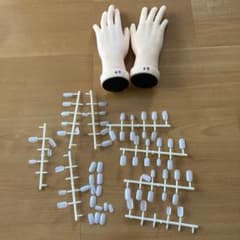 ネイルトレーニングハンド　左右とチップのセットのサムネイル