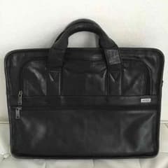 TUMI レザー ビジネス バッグのサムネイル