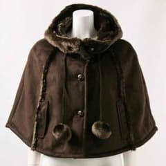 WHO’S WHO GALLERYムートンポンチョのサムネイル