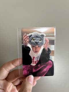 G-DRAGON Media Exhibition カードのサムネイル