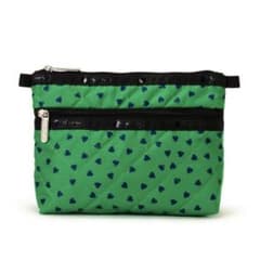 新品未使用　神崎恵コラボLESPORTSAC キルティングポーチ LeSportsac キルティング ポーチ グリーン 神崎恵 - メルカリ
